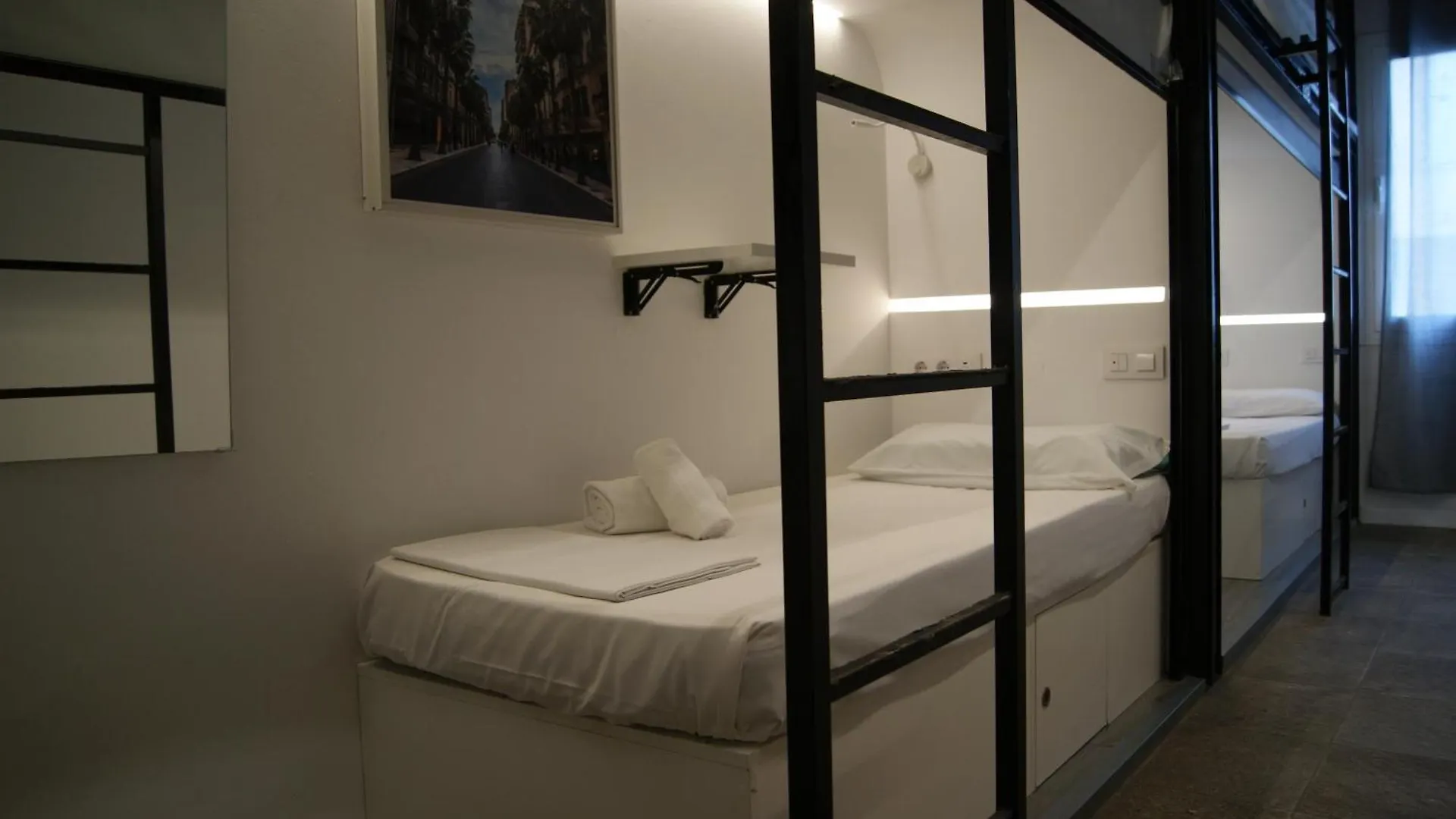 M Pods Malaga Hotel