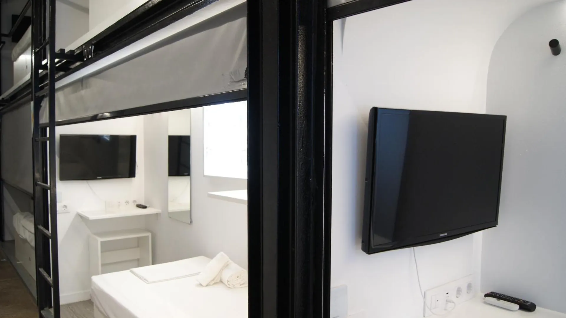 M Pods Malaga Hotel Capsulehotel