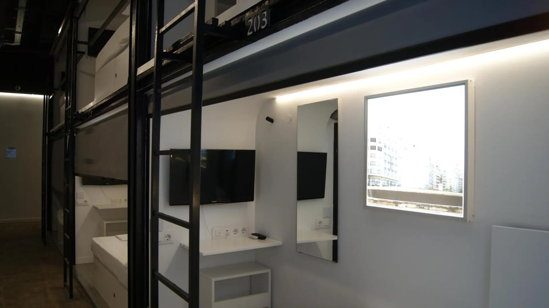 ** Kapselhotel Hotel M Pods Málaga Spanien